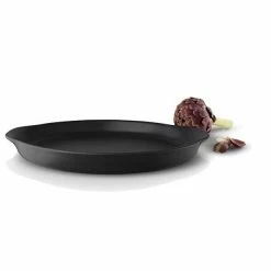 Eva Solo Servierplatte 30 Cm Nordic Kitchen Schwarz -Villeroy Boch-Shop Servierplatte Durchmesser 30cm 3 600x600 ID338579 28f20d59ae9b6e70fc7da86c1cdbbdf3